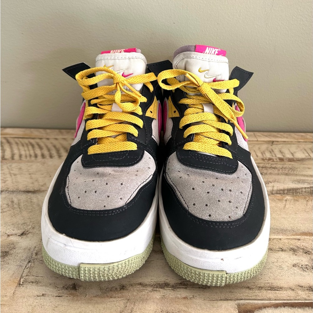 Women’s Air Force 1’s Fontana Pink Prime, Size 8.5 View 4